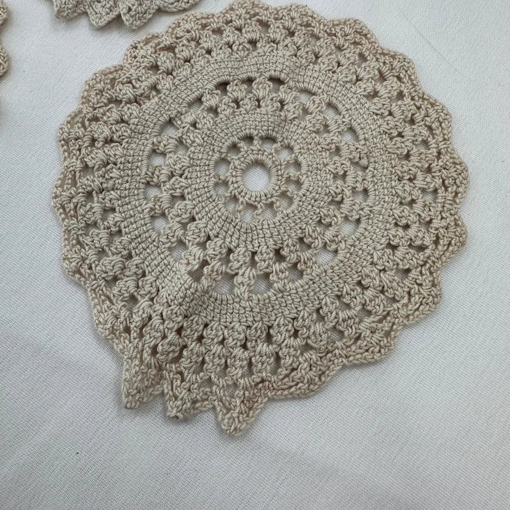 Set of 6 Round‎ Crochet Doilie Coasters Beige Vintage Handmade Table Decor